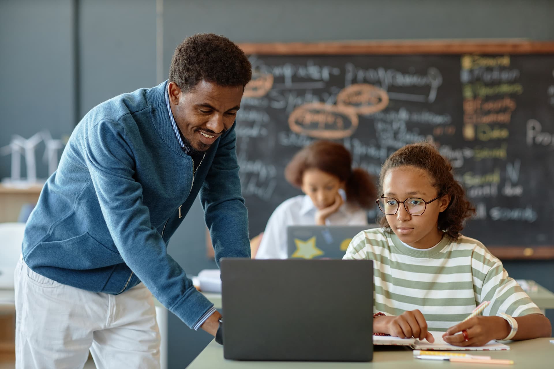 Shutterstock 2544209323 (1)